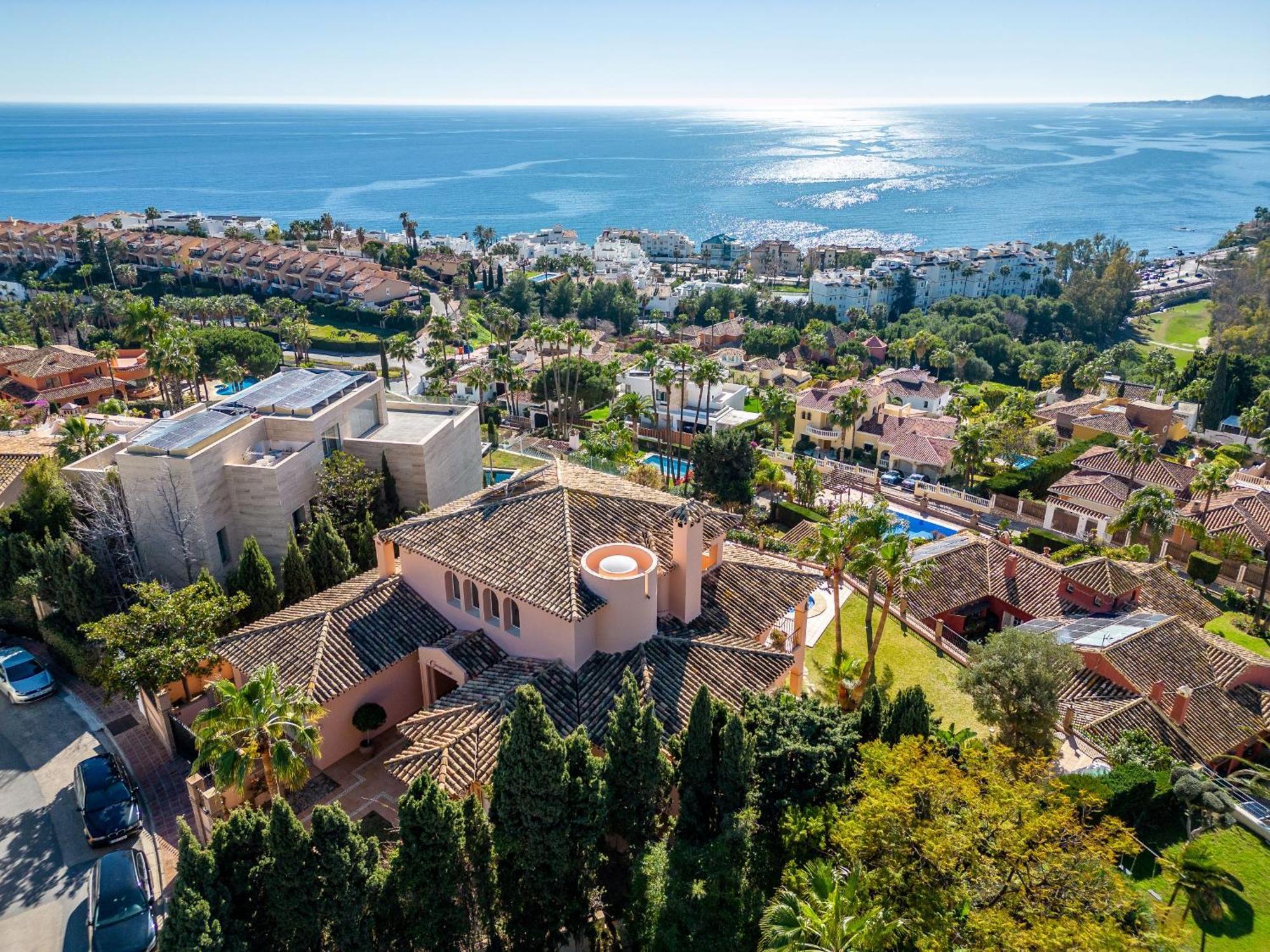 בנאלמדנה Beachside Villa With Panoramic Sea Views מראה חיצוני תמונה