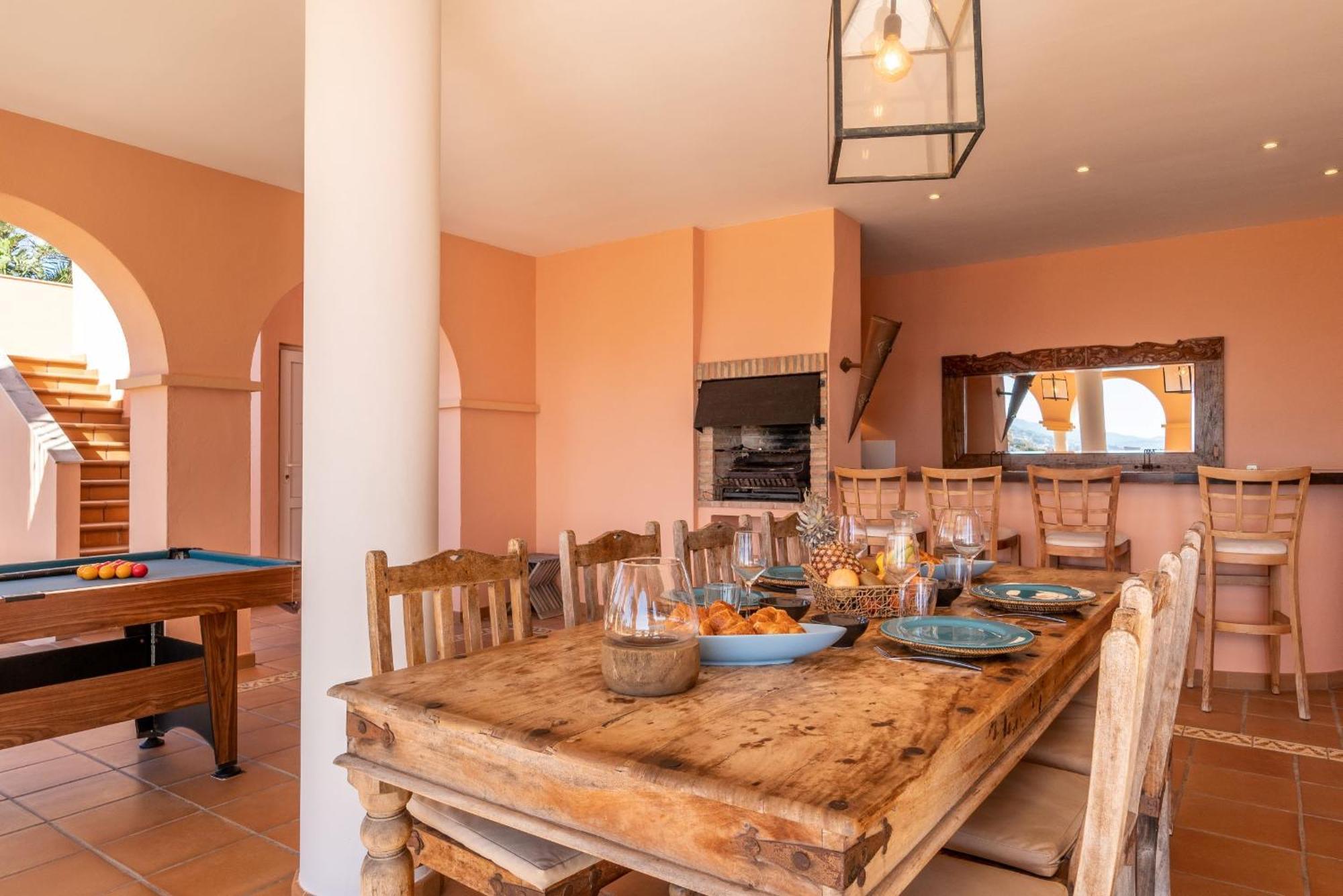 בנאלמדנה Beachside Villa With Panoramic Sea Views מראה חיצוני תמונה