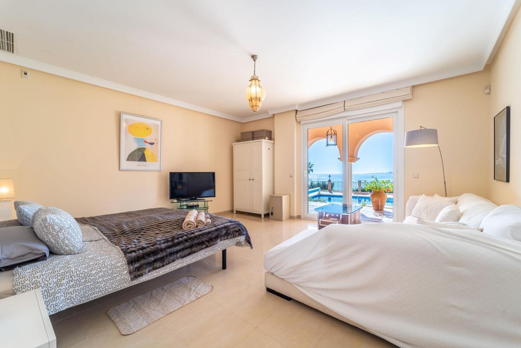 בנאלמדנה Beachside Villa With Panoramic Sea Views מראה חיצוני תמונה