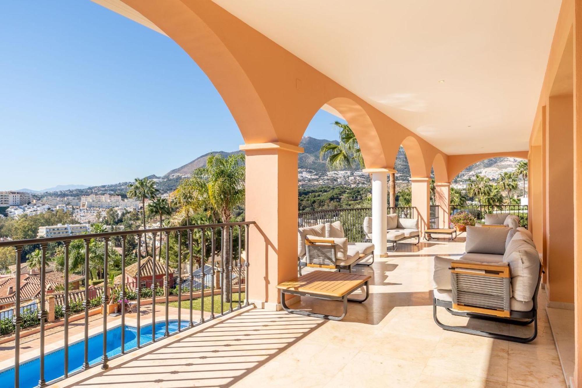 בנאלמדנה Beachside Villa With Panoramic Sea Views מראה חיצוני תמונה