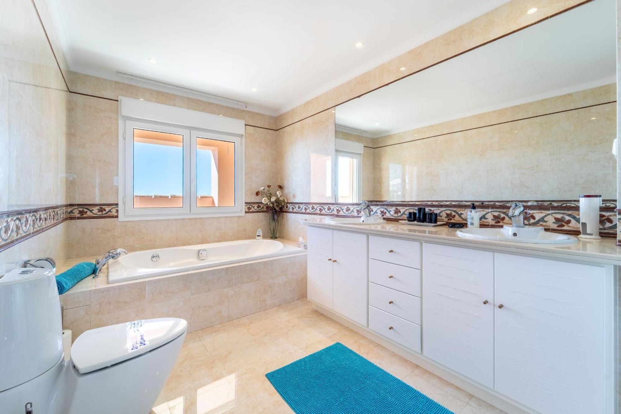 בנאלמדנה Beachside Villa With Panoramic Sea Views מראה חיצוני תמונה